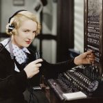 Historia de las Telefonistas: Un Tributo en el Día de la Mujer